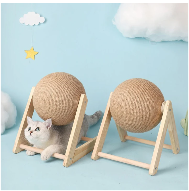 Cat Scratching Rotatable Ball